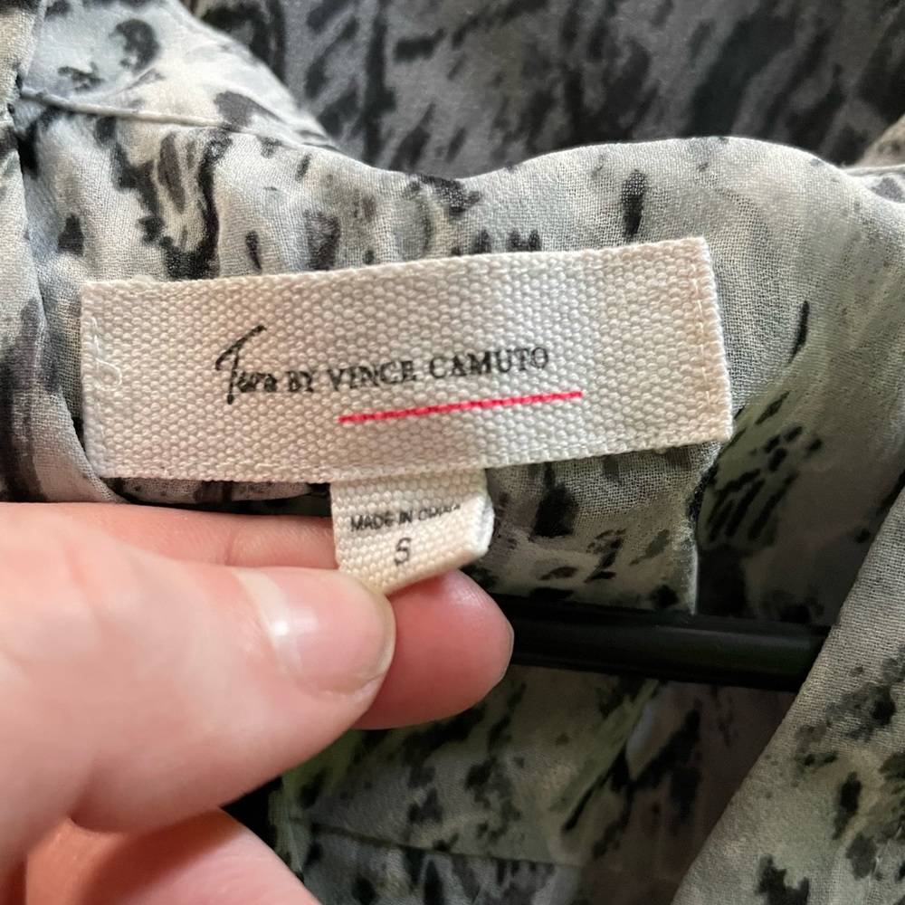 Top - Picture 2 of 2